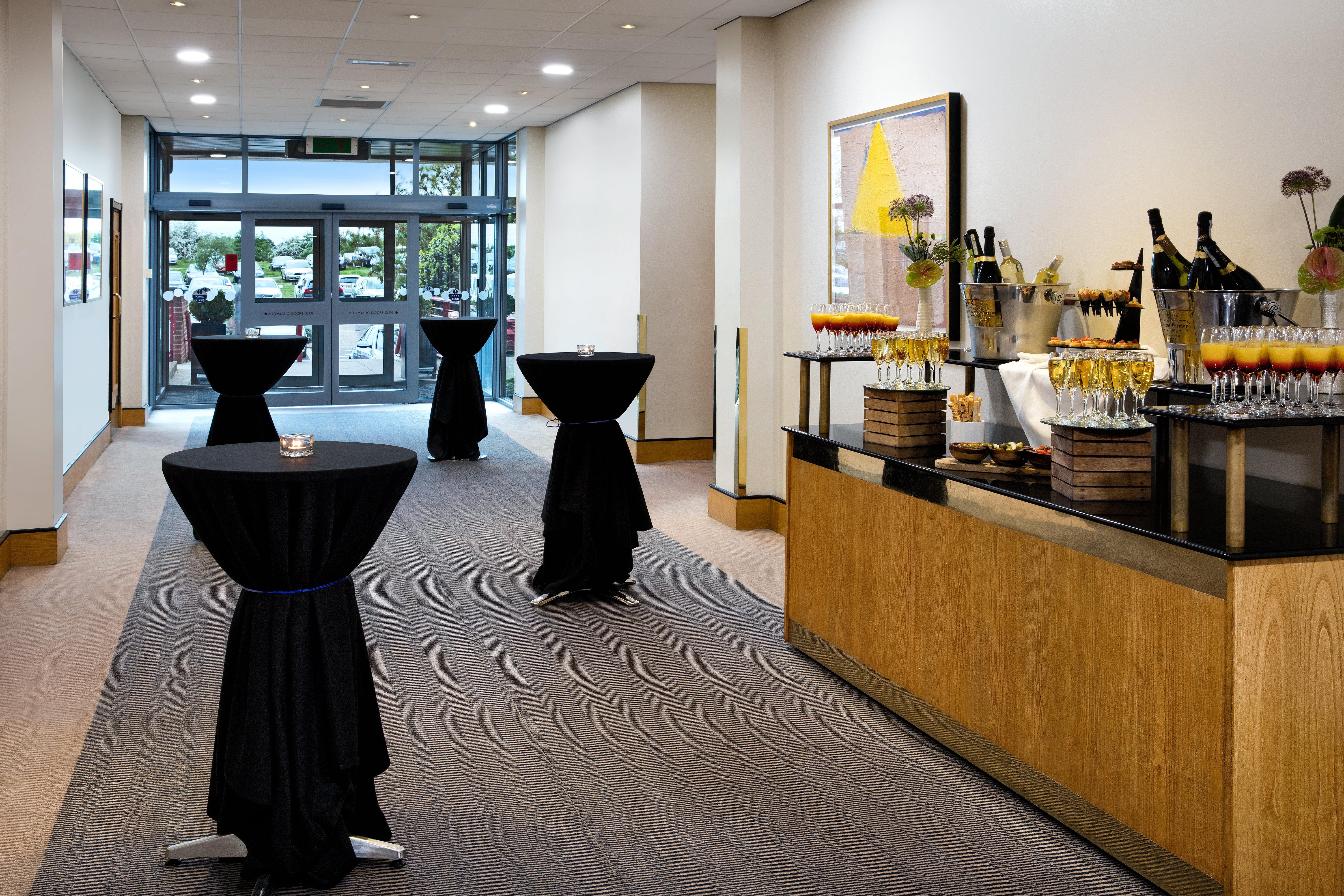Crowne Plaza Heathrow, An Ihg Hotel West Drayton  Екстериор снимка