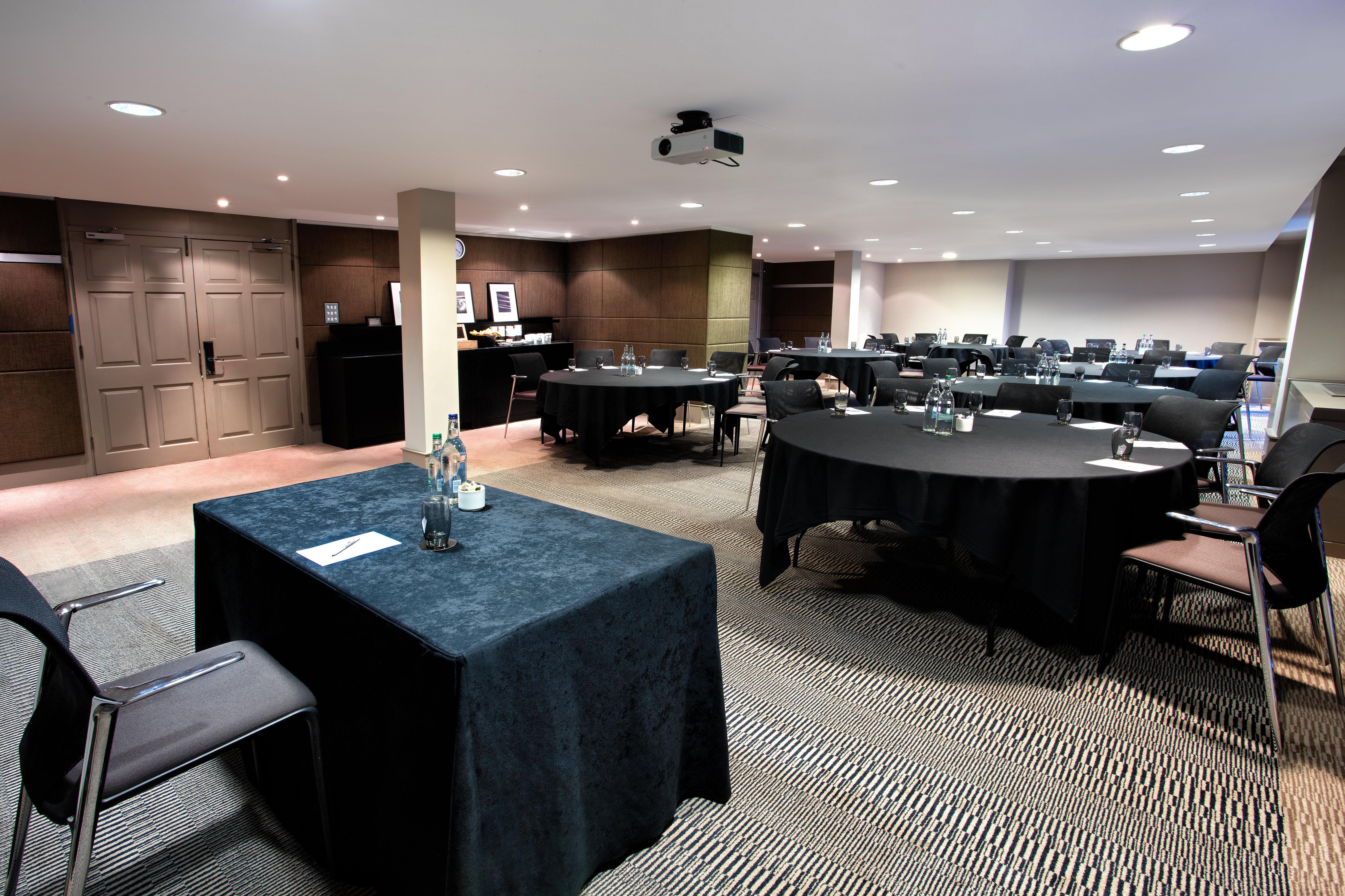 Crowne Plaza Heathrow, An Ihg Hotel West Drayton  Екстериор снимка